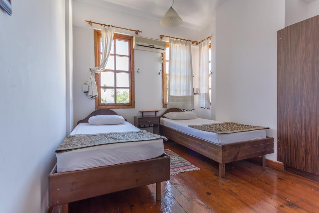 Mavi & Ani Pansiyon Antalya Exterior foto